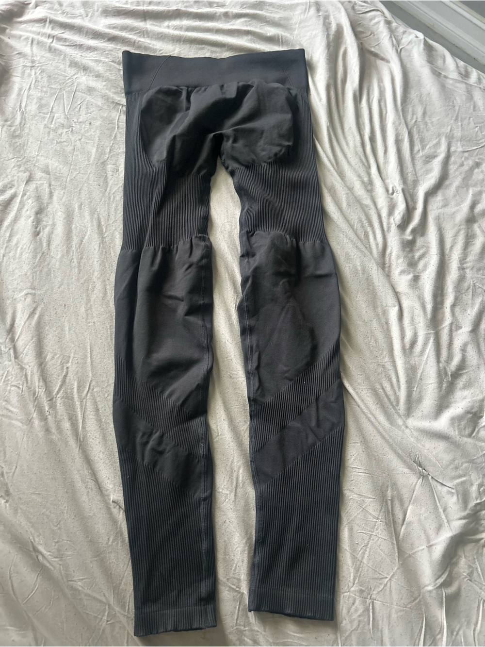 High-Waist Black Seamless Ribbed Leggings